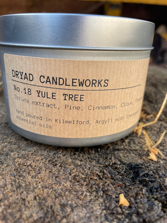 No. 18 Yule Tree Double Wicked Tin 300 ml